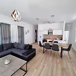 Apartamento Leticia *