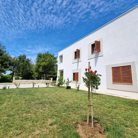 Leticia Apartman Vrsi