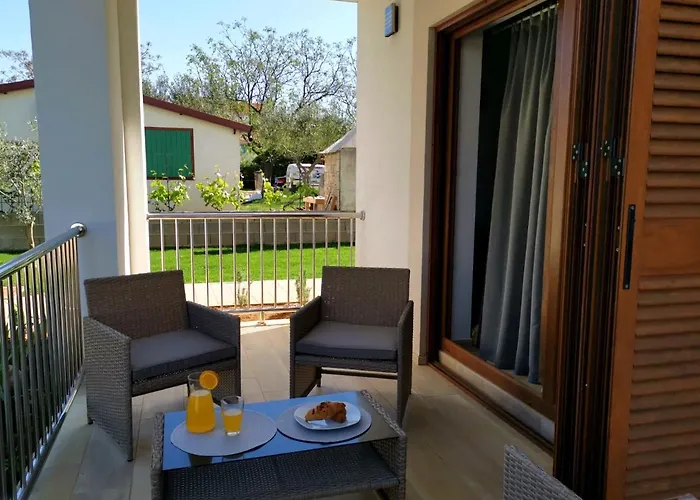 Leticia Apartman *