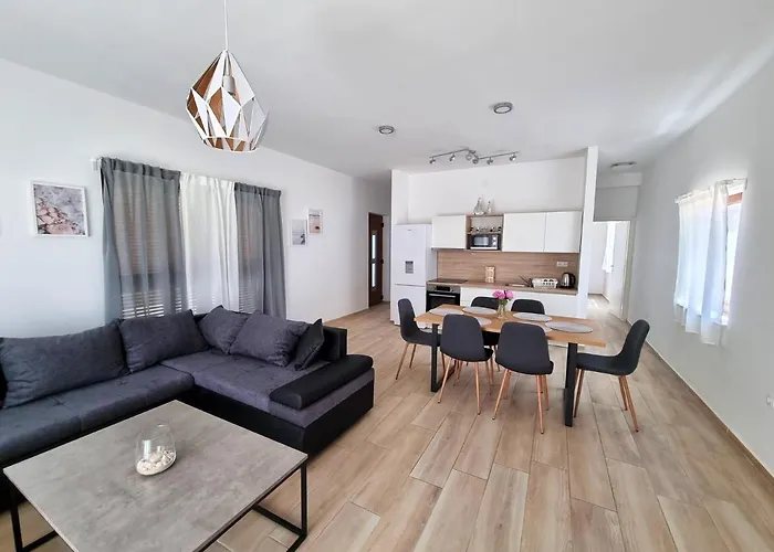 Apartman Leticia *