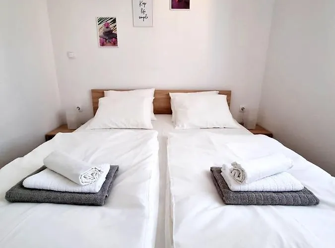 Apartman Leticia *