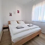 Leticia * Vrsi