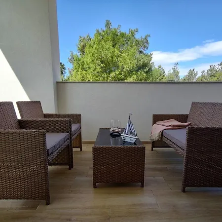 Leticia Apartamento Vrsi
