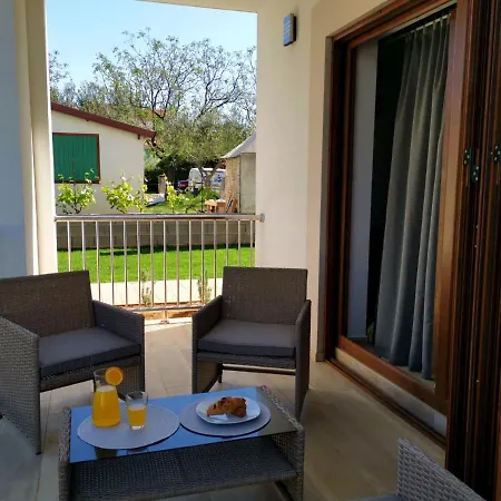 Leticia Apartamento *