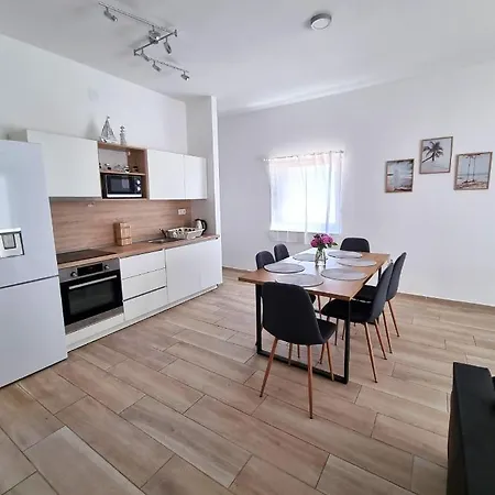 Leticia Apartamento