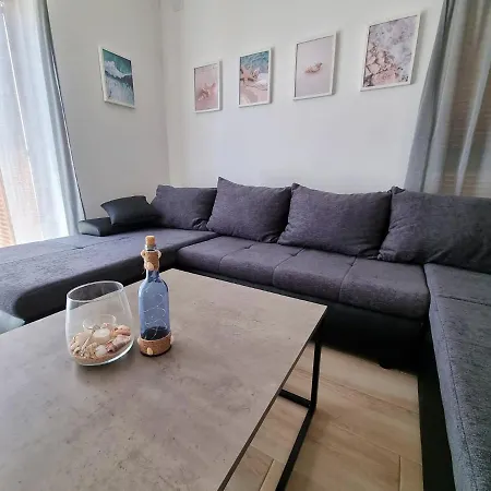 Leticia Appartamento Vrsi