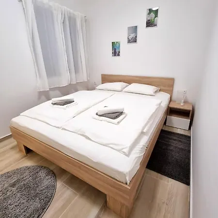 Leticia Apartamento *