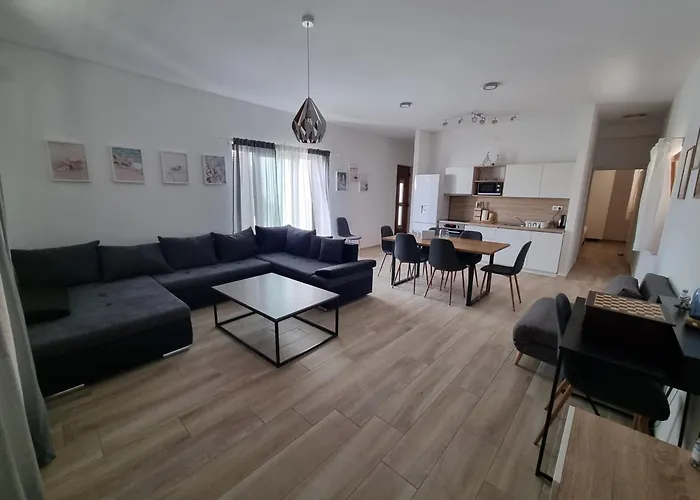Leticia Apartament